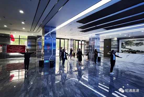 640.webp (9).jpg 640.webp (9).jpg