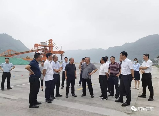 640.webp (19).jpg 640.webp (19).jpg