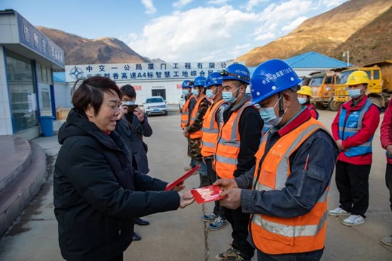 640.webp (18).jpg 640.webp (18).jpg