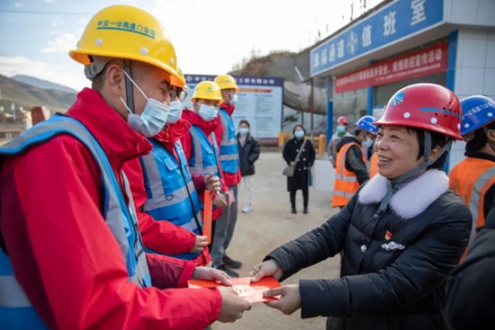 640.webp (19).jpg 640.webp (19).jpg